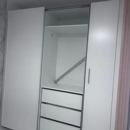 Poblado Marinero, Gigantes 1 * Acantilado de los Gigantes