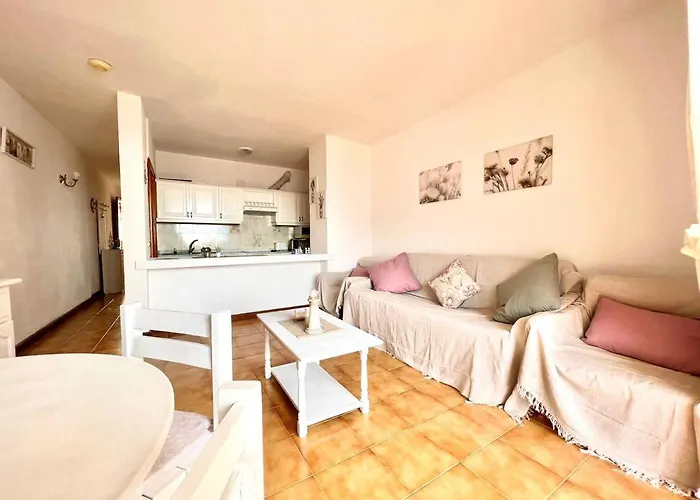 Poblado Marinero, Gigantes 1 * Акантиладо-де-Лос-Хигантес