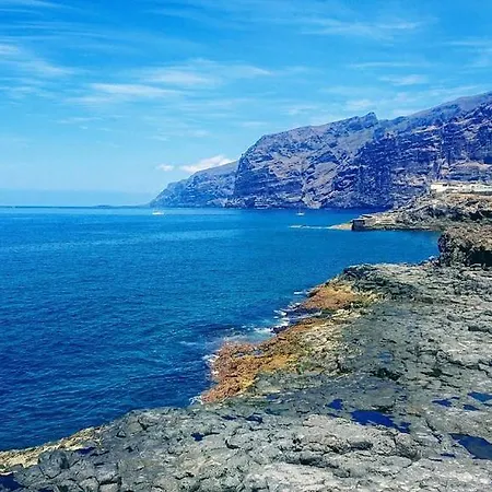 Tatil Evi Poblado Marinero, Gigantes 1